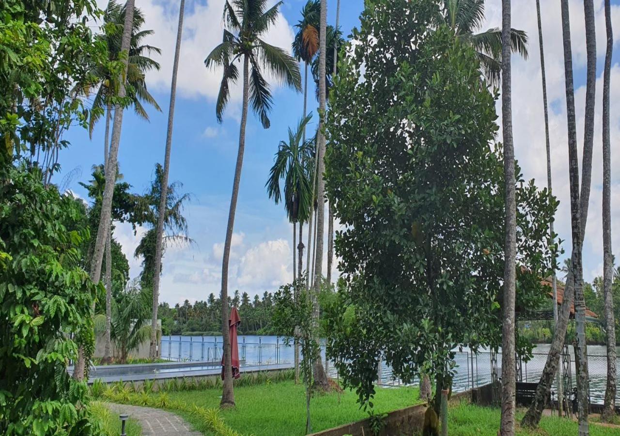Lhasa Ayurveda And Wellness Resort - A Blusalzz Collection, Kochi, Kerala Exterior photo